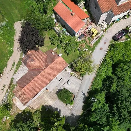 Sarmantna Kamena Kuca Sarita Ferienhaus